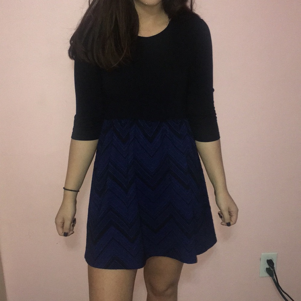 Black & blue chevron dress